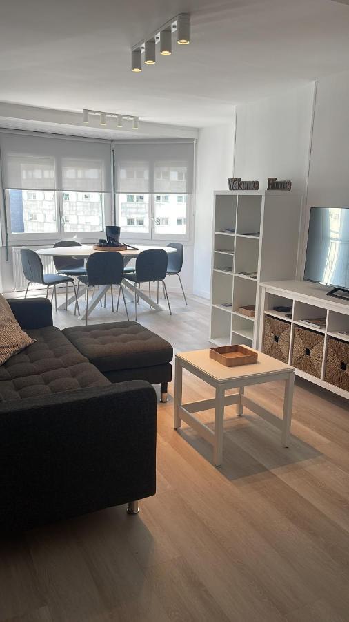 Апартаменты Apartamento En El Centro De Andorra La Vella Con Parking Экстерьер фото