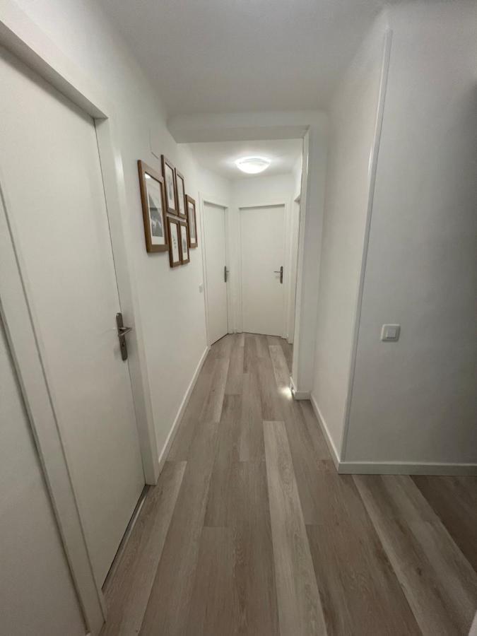 Апартаменты Apartamento En El Centro De Andorra La Vella Con Parking Экстерьер фото